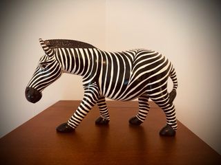 Cebra de madera decorativa