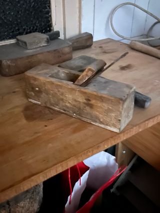 Antiguo cepiillo de carpintero