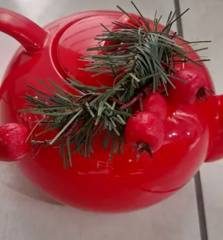 Teiera rossa da collezione