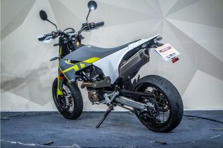 HUSQVARNA 701 SM LIMITABLE * REMUS * POCOS KM *
