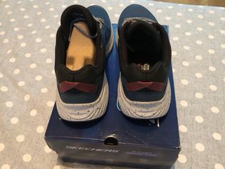 Skechers Running/Trail Nuevas con Caja