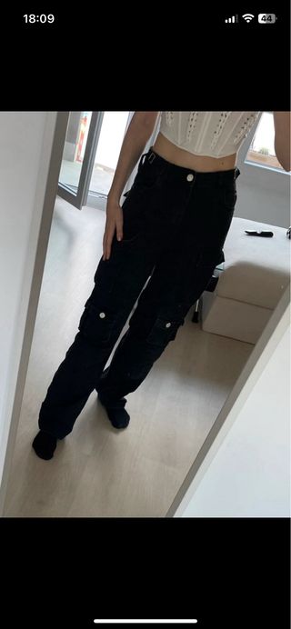 Pantalones cargo Bershka negros