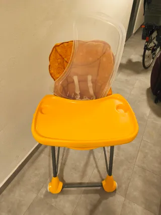 Trona plegable Omega naranja