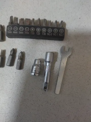 Mini herramientas para reparaciones