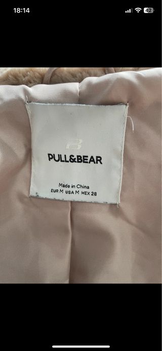 Abrigo pelo marrón con capucha Pull&Bear
