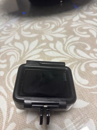 GoPro Hero con 2 baterías y cargador