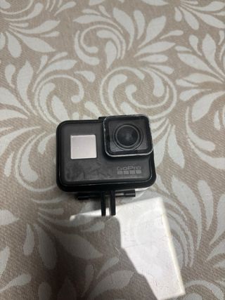 GoPro Hero con 2 baterías y cargador