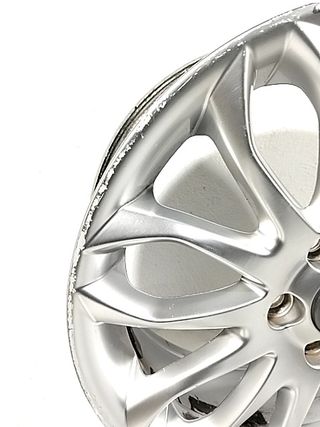 LLANTA VOLVO C30 (533) (3)