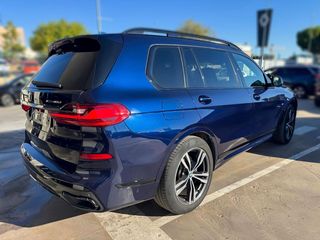 BMW X7   xDrive40d