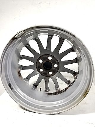 LLANTA VOLVO C30 (533) (4)