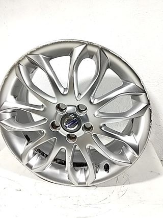 LLANTA VOLVO C30 (533) (4)