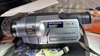 Sony Handycam 560x