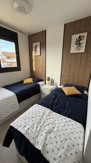 2 dormitorios piso con piscina garaje