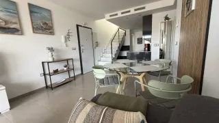 2 dormitorios piso con piscina garaje