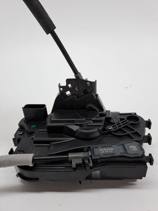 CERRADURA PUERTA TRASERA DERECHA FORD FOCUS (3)