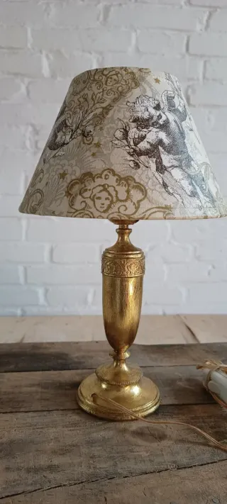 Lámpara de mesa antigua restaurada