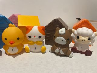 Casitas de juguete de colores