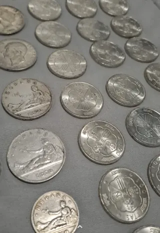 31 Monedas Antiguas de Plata