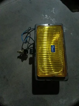 Faros antiniebla amarillos Rinder