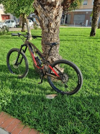 Bicicleta Eléctrica GHOST HIBRYDE ESSENTIAL 130