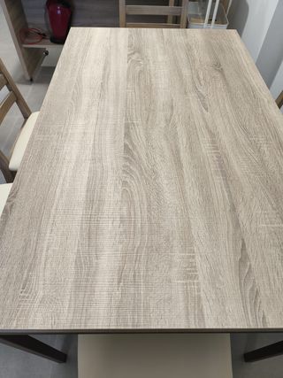 Mesa de comedor y 6 sillas