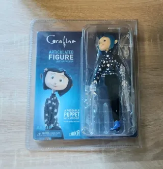 Figura Coraline NECA articulada