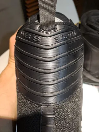 SCARPONI SNOWBOARD ATOMIC taglia 43.5 uomo blacknight