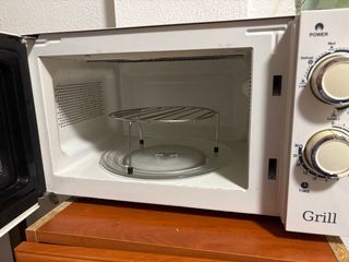 Microondas Orbegozo con grill