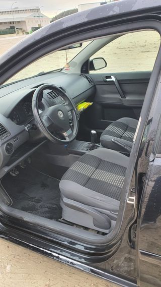 Volkswagen Polo 1.2 United 2009 - Gasolina