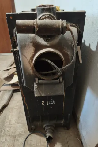 Caldera Roca Leña y Gasóleo