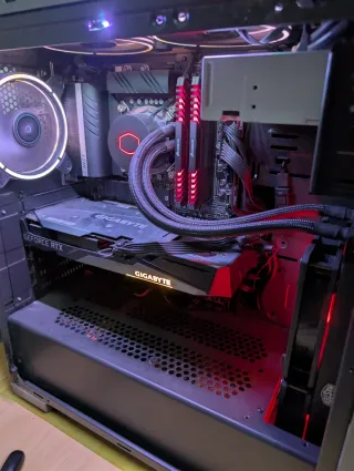 PC Gamer i7-11700K + RTX 3060 con caja | SSD +HDD