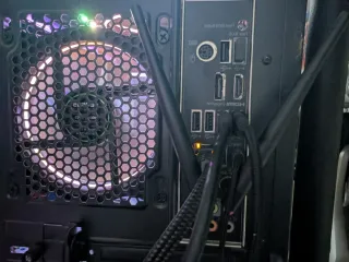 PC Gamer i7-11700K + RTX 3060 con caja | SSD +HDD