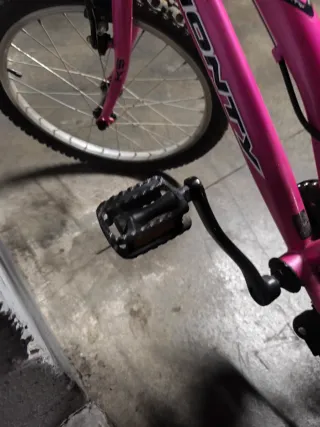 Bicicleta Monty infantil rosa 20"