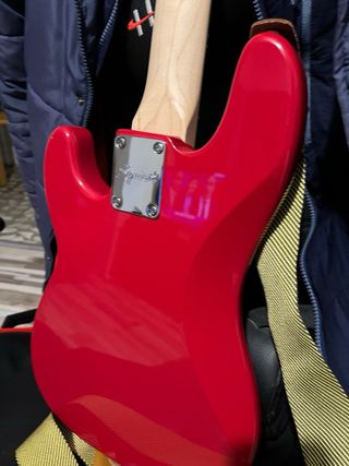 Bajo Squier Fender Precisión Mini