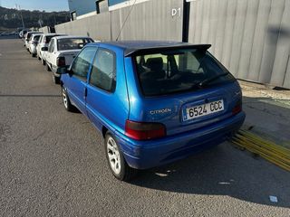 Citroen Saxo Distintivo B