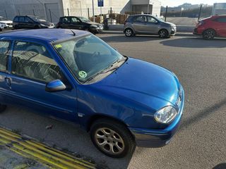 Citroen Saxo Distintivo B