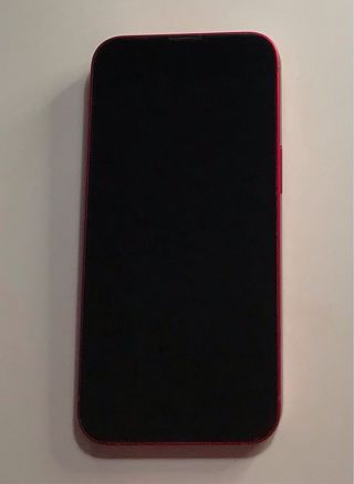 iPhone 14 Rojo + Fundas