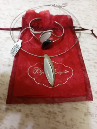 A ESTRENAR JOYAS OJO DE GATO