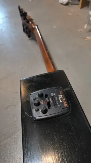 Guitarra Acústica recuperada