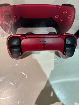 Consola PS5 Blanca + Mando PS5 Rojo Volcanico