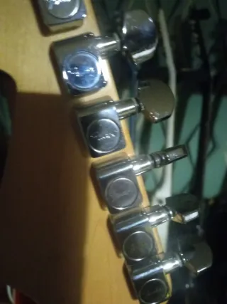 Guitarra Eléctrica