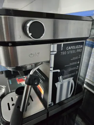 Lote Cafetera Cumbia Cafelizzia 790 PRO