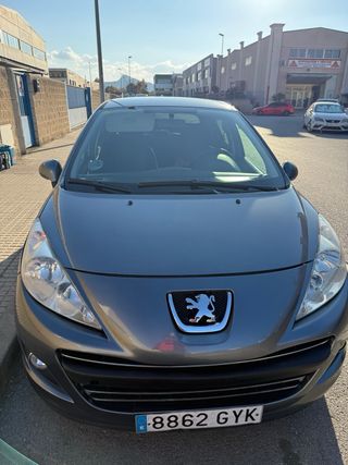 Peugeot 207 2010