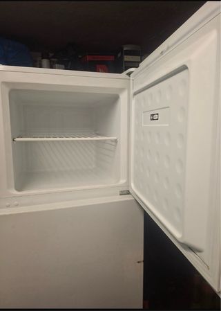 Nevera Indesit Blanca