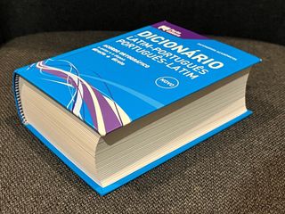 Dicionário latim-português