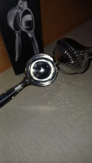 Spremiagrumi HOMETECK Metallo