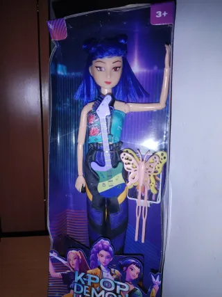 Muñeca K-Pop Demon Hunters (guitarra y accesorios)