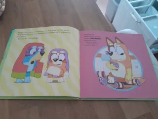 Bluey. Un cuento - Abuelitas (edición en español)