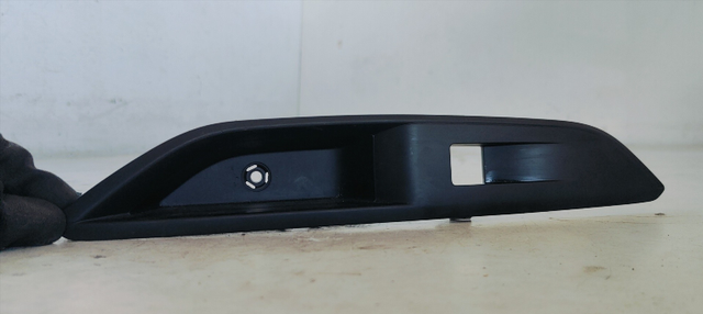 MANDO ELEVALUNAS TRASERO IZQUIERDO PEUGEOT 3008 A