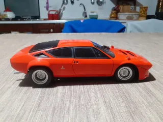 Lamborghini Urraco Rally 1/18 Arancione Kyosho